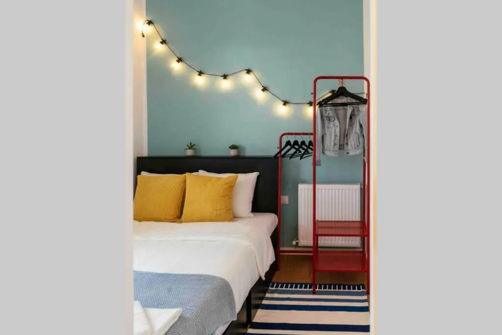 Beautiful Apartment - Top Location - Netflix+Balcony Bucareste