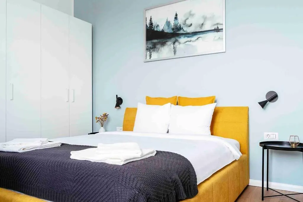 Beautiful Apartment - Top Location - Netflix+Balcony Bucharest 0*,