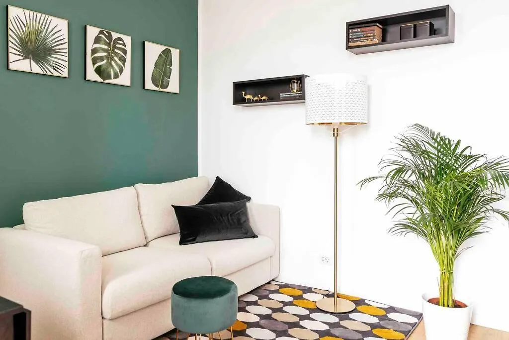 Beautiful Apartment - Top Location - Netflix+Balcony Bucharest