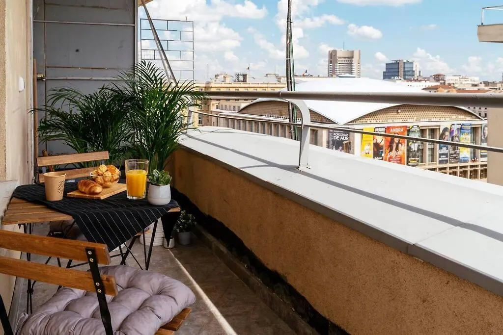 Beautiful Apartment - Top Location - Netflix+Balcony Bucharest Romania