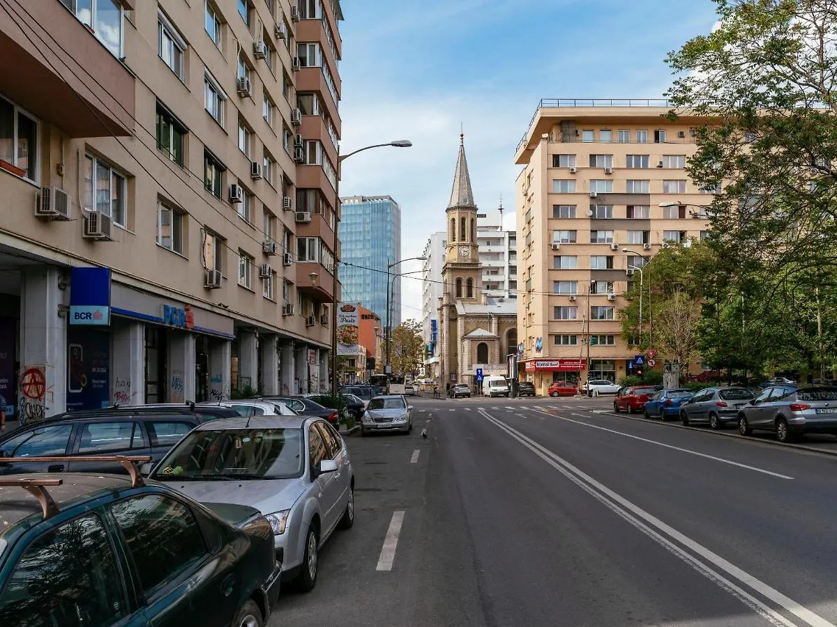 Beautiful Apartment - Top Location - Netflix+Balcony Βουκουρέστι